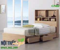 Đầu giường biến tấu thành kệ trang trí cực độc đáo