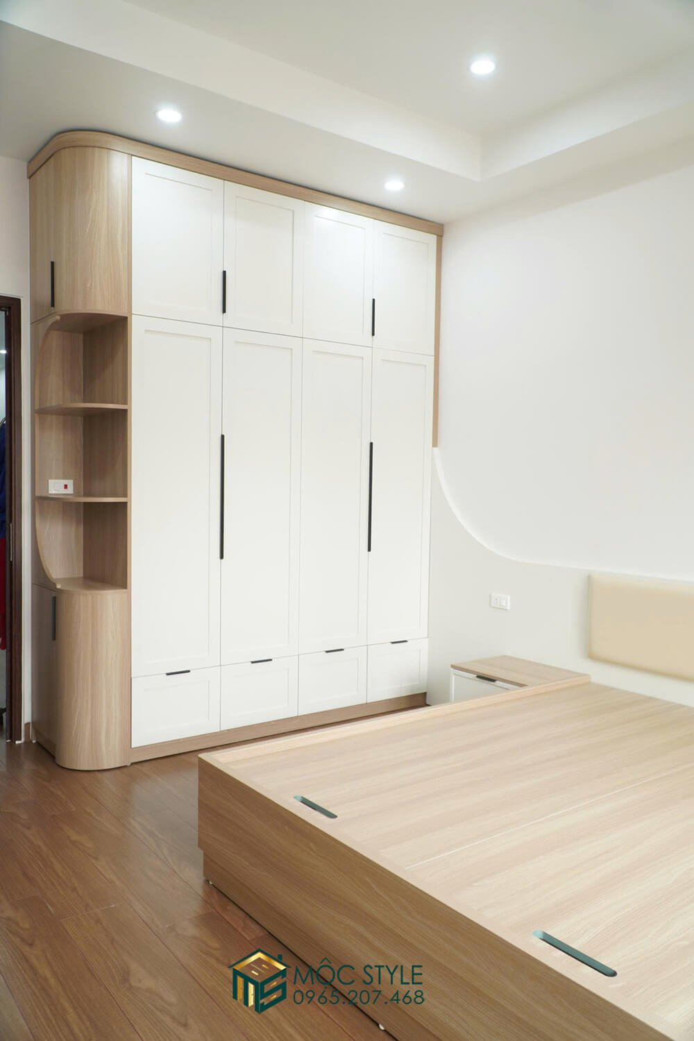 Tủ quần áo ốp pano tinh tế, hiện đại